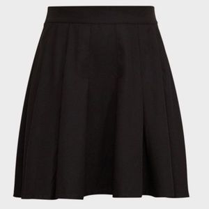 Torrid Mini Twill Pleated Skater Skirt Size 0 black